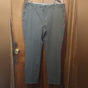 Bonobos Slim Taper Leg Stretchy Chinos Men's Performance